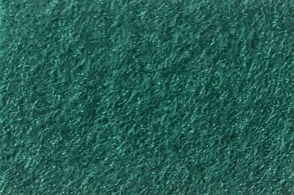 Acheter de la moquette évènementielle verte pour habiller le sol d'une vitrine à Noël à Paris