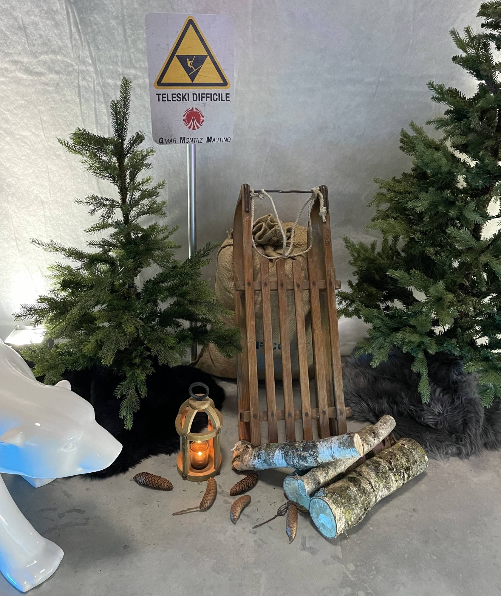 Location de sapin artificiel 180cm pour décoration à Paris