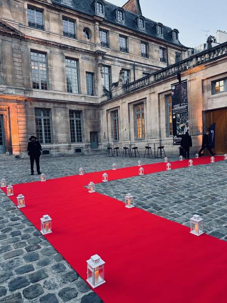 Tapis rouge événementiel largeur 2m