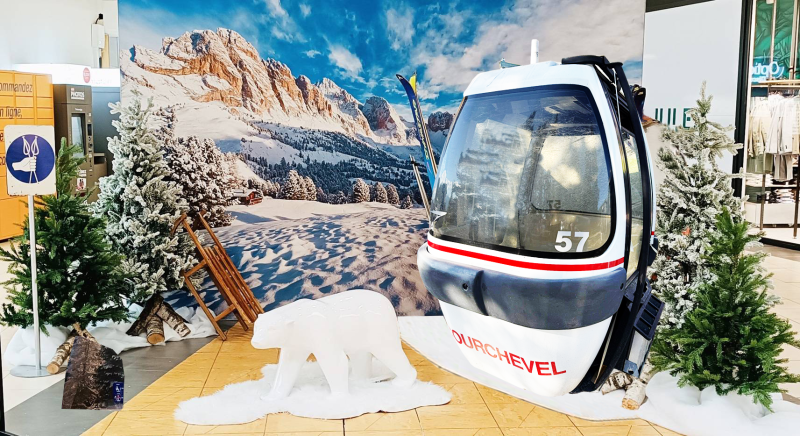 Créer une scénographie complète avec la télécabine 4 places à louer en région parisienne