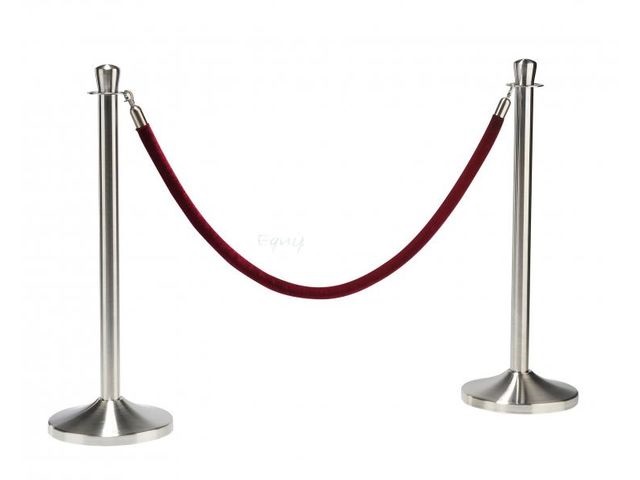 Louer poteau de couleur argent pour événement  à Paris